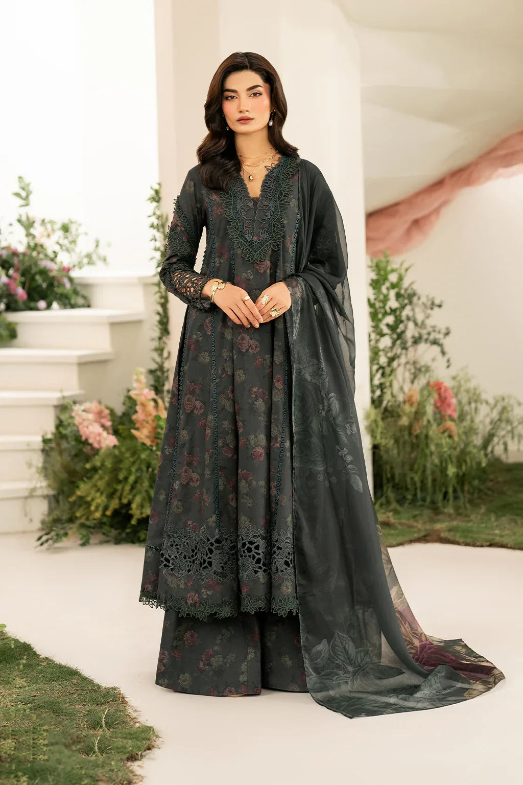 Iznik | Festive Edition | IFE-08 - Rang-e-Khaas