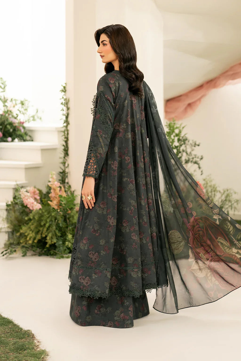 Iznik | Festive Edition | IFE-08 - Rang-e-Khaas