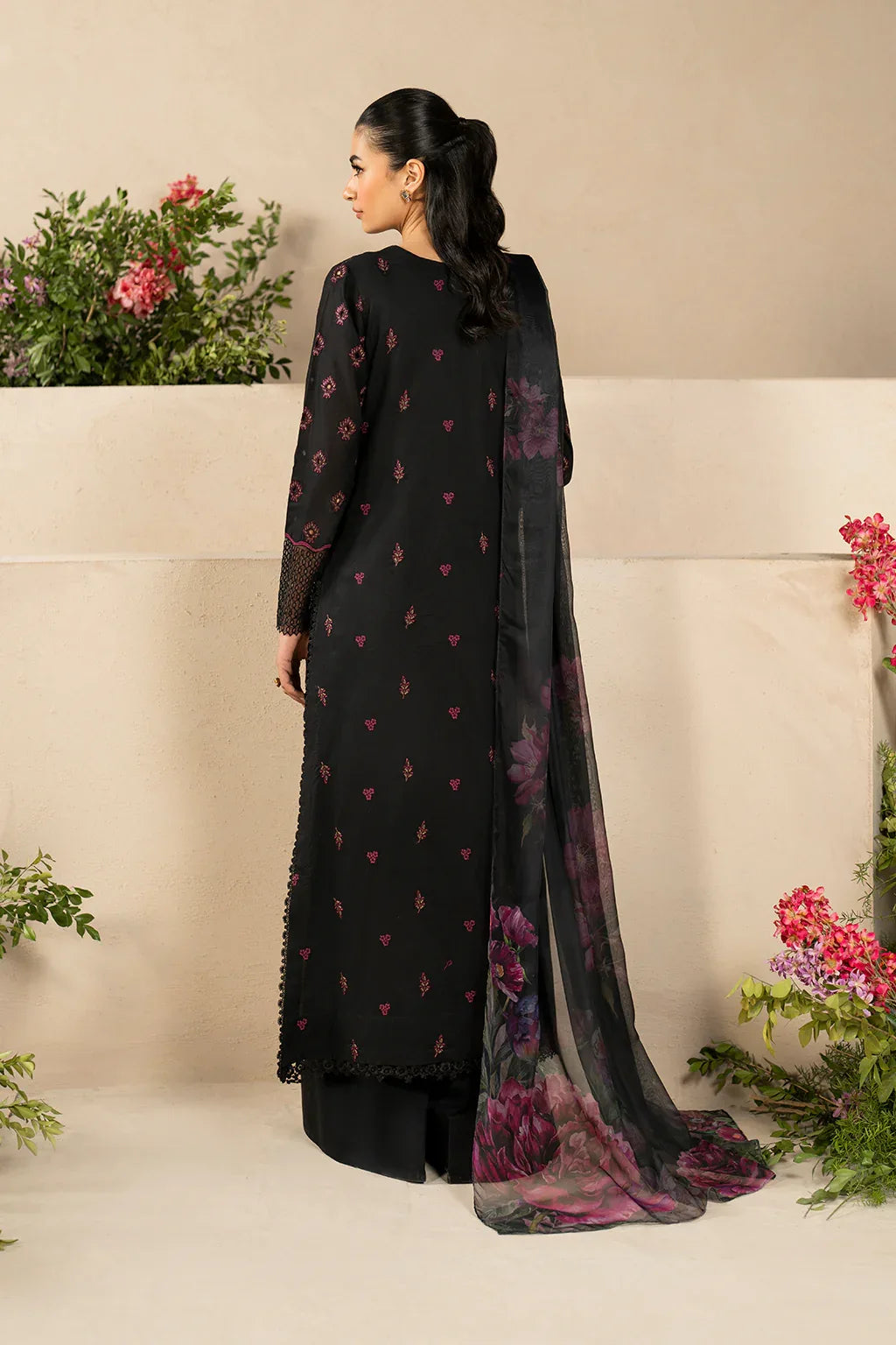 Iznik | Festive Lawn 25 | EFL-03 - Rang-e-Khaas