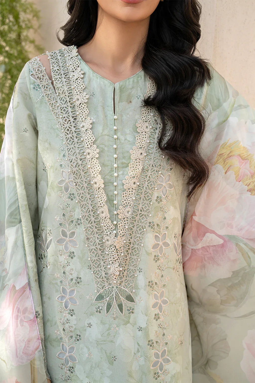 Iznik | Festive Lawn 25 | EFL-07 - Rang-e-Khaas