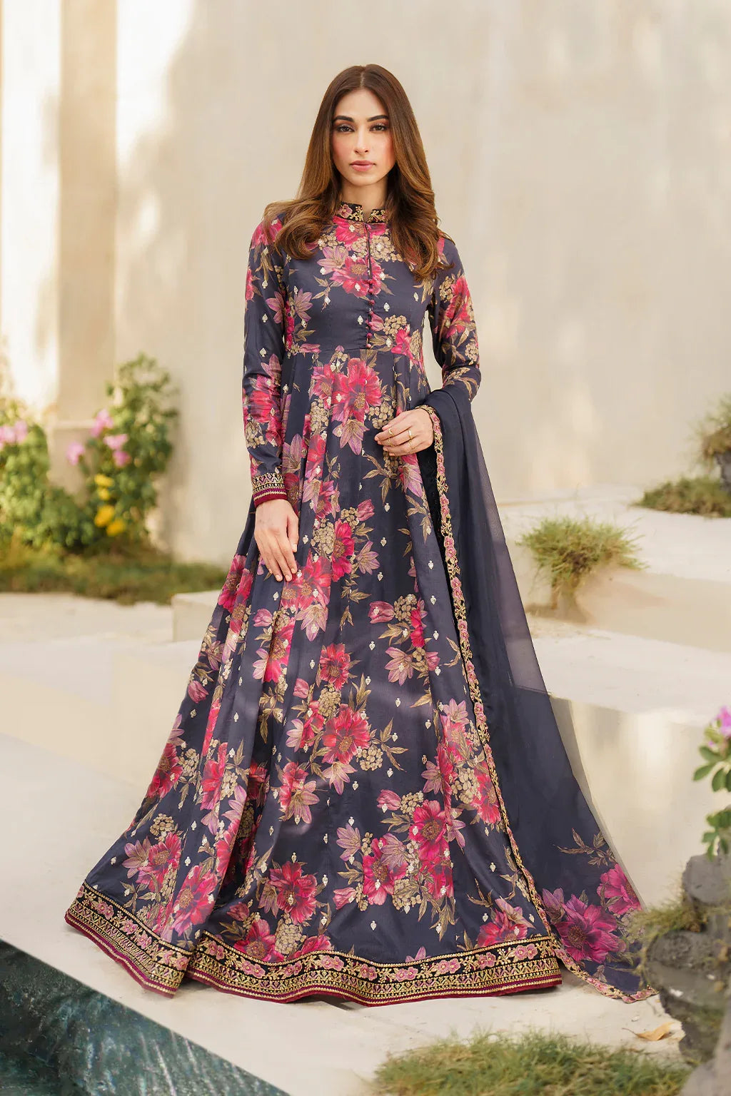 Iznik | Festive lawn 24 | SFL-12 - Rang-e-Khaas