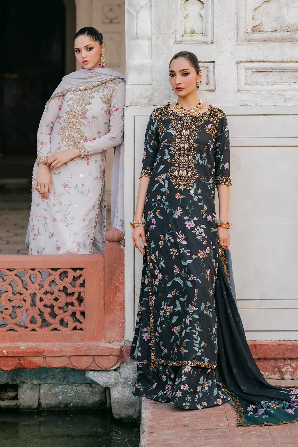 Iznik | Formal Wear | UE-317 - Rang-e-Khaas