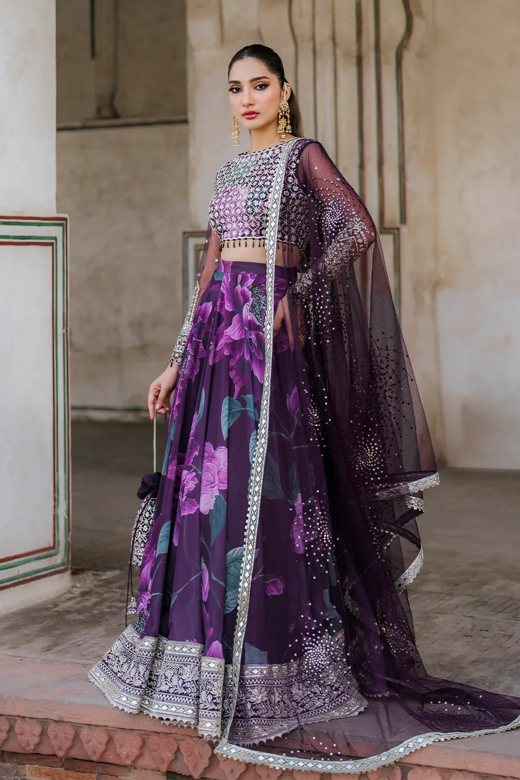 Iznik | Formal Wear | UE-322 - Rang-e-Khaas
