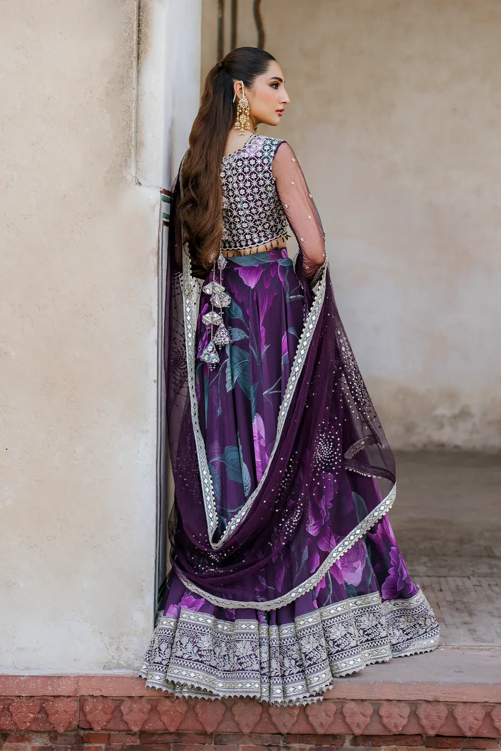 Iznik | Formal Wear | UE-322 - Rang-e-Khaas