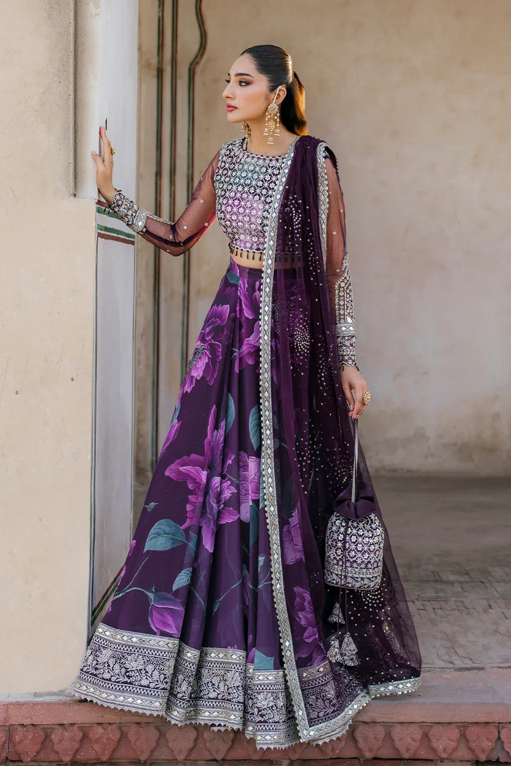Iznik | Formal Wear | UE-322 - Rang-e-Khaas
