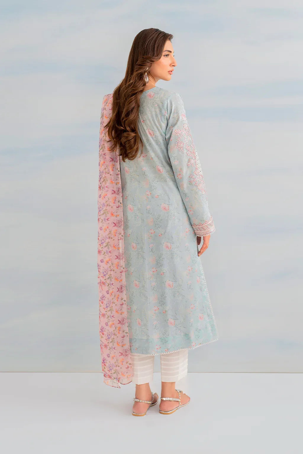Iznik | Guzel lawn 24 | IGL-01 - Rang-e-Khaas