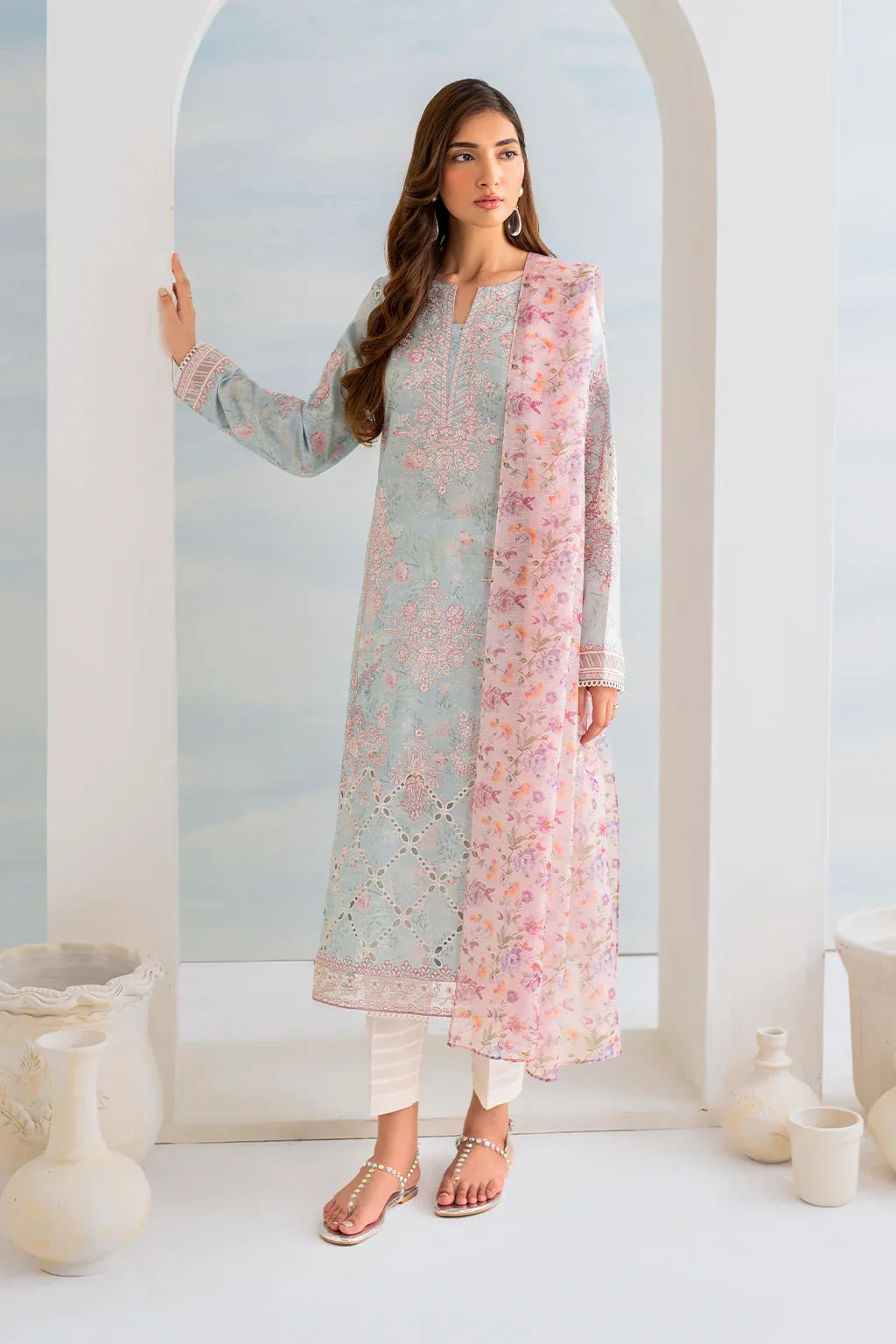 Iznik | Guzel lawn 24 | IGL-01 - Rang-e-Khaas