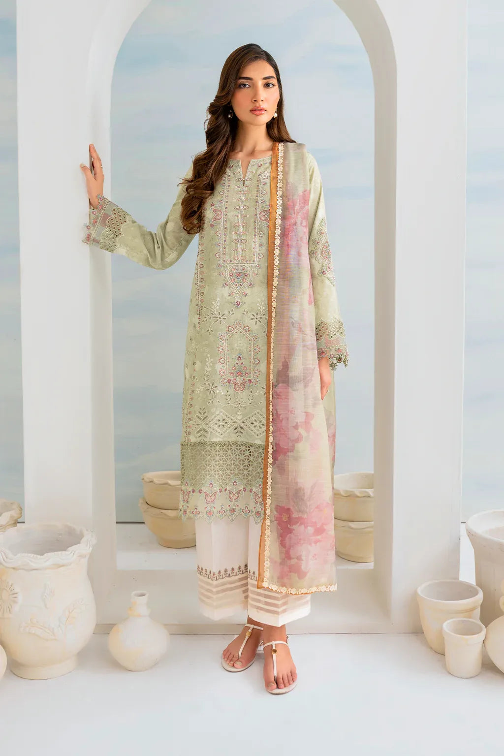 Iznik | Guzel lawn 24 | IGL-02 - Rang-e-Khaas