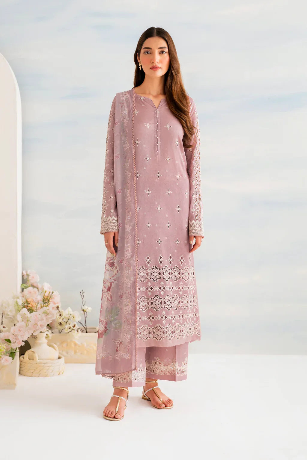 Iznik | Guzel lawn 24 | IGL-04 - Rang-e-Khaas
