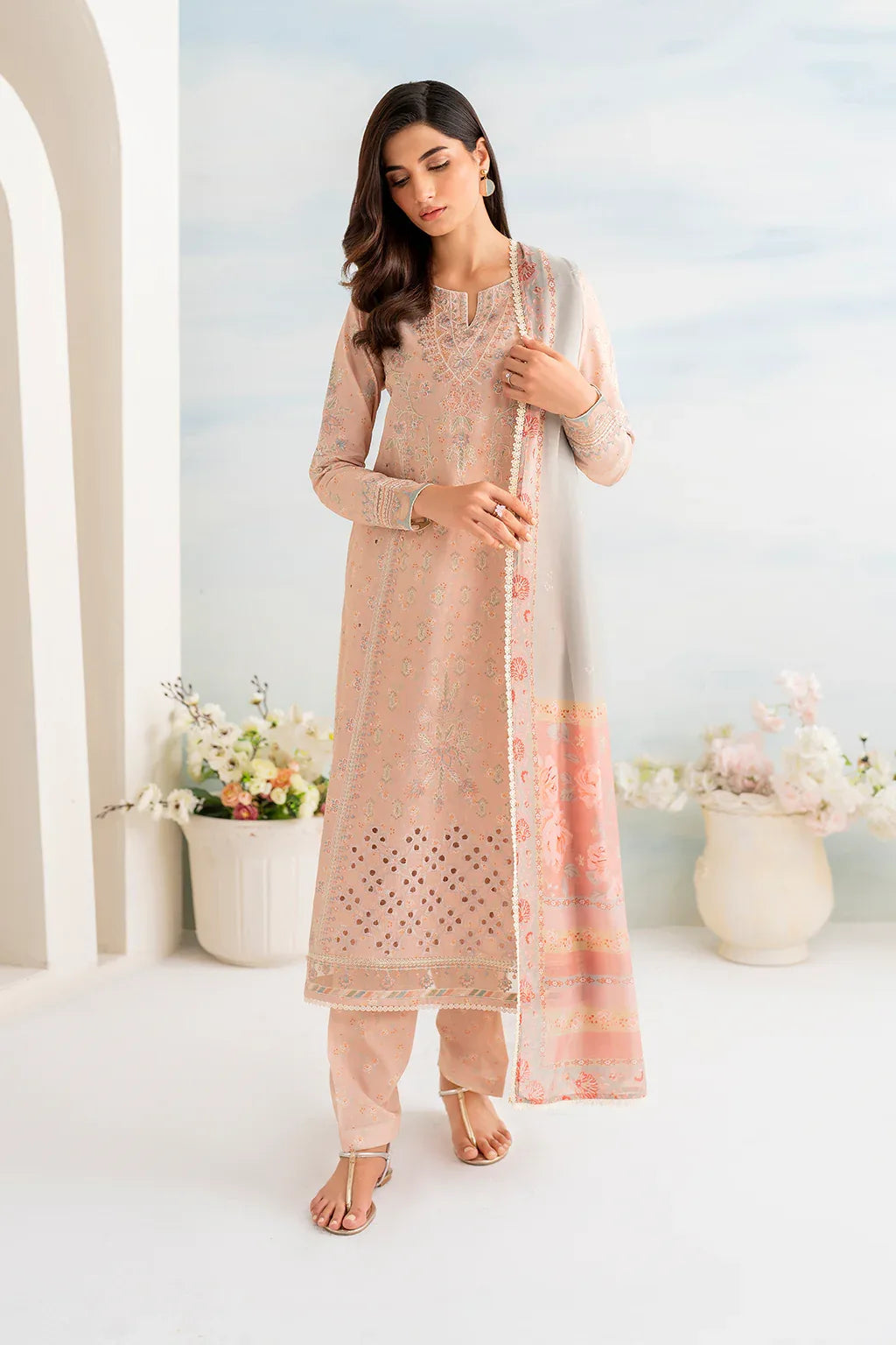 Iznik | Guzel lawn 24 | IGL-10 - Rang-e-Khaas