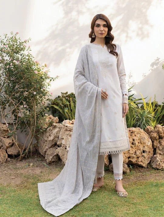 Iznik | Lawnkari 24 | UE-150 SERENE TURF - Rang-e-Khaas