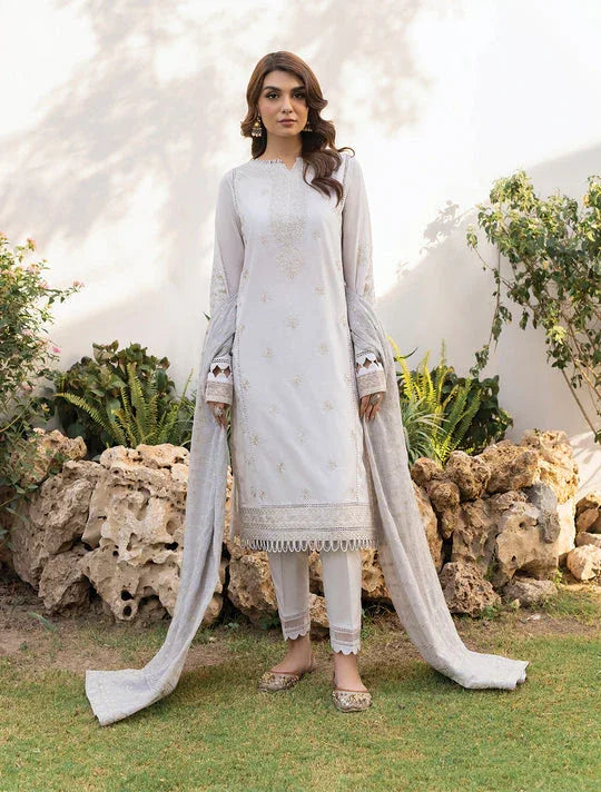 Iznik | Lawnkari 24 | UE-150 SERENE TURF - Rang-e-Khaas