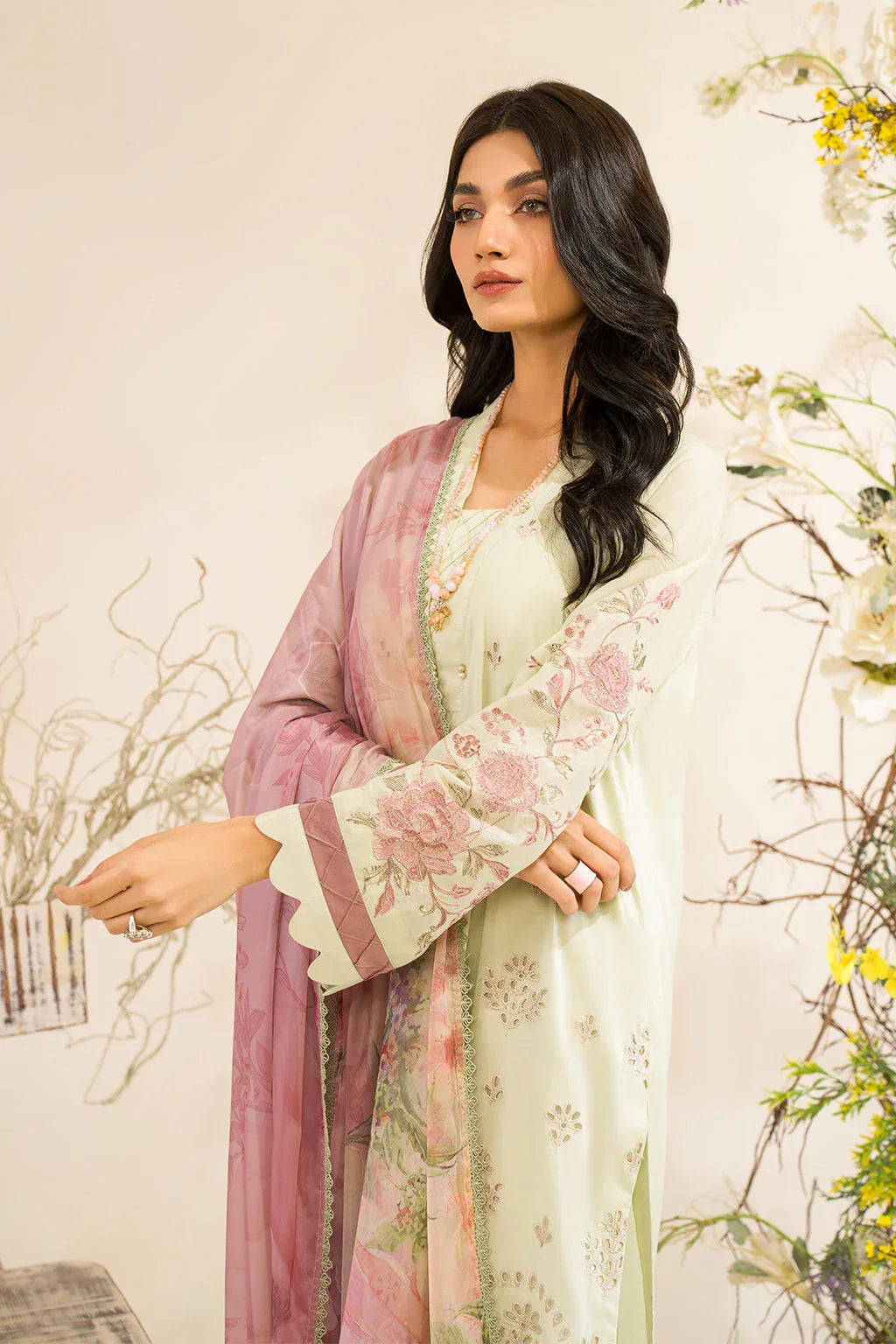 Iznik | Lawnkari 24 | UE-198 SILKGREEN - Rang-e-Khaas