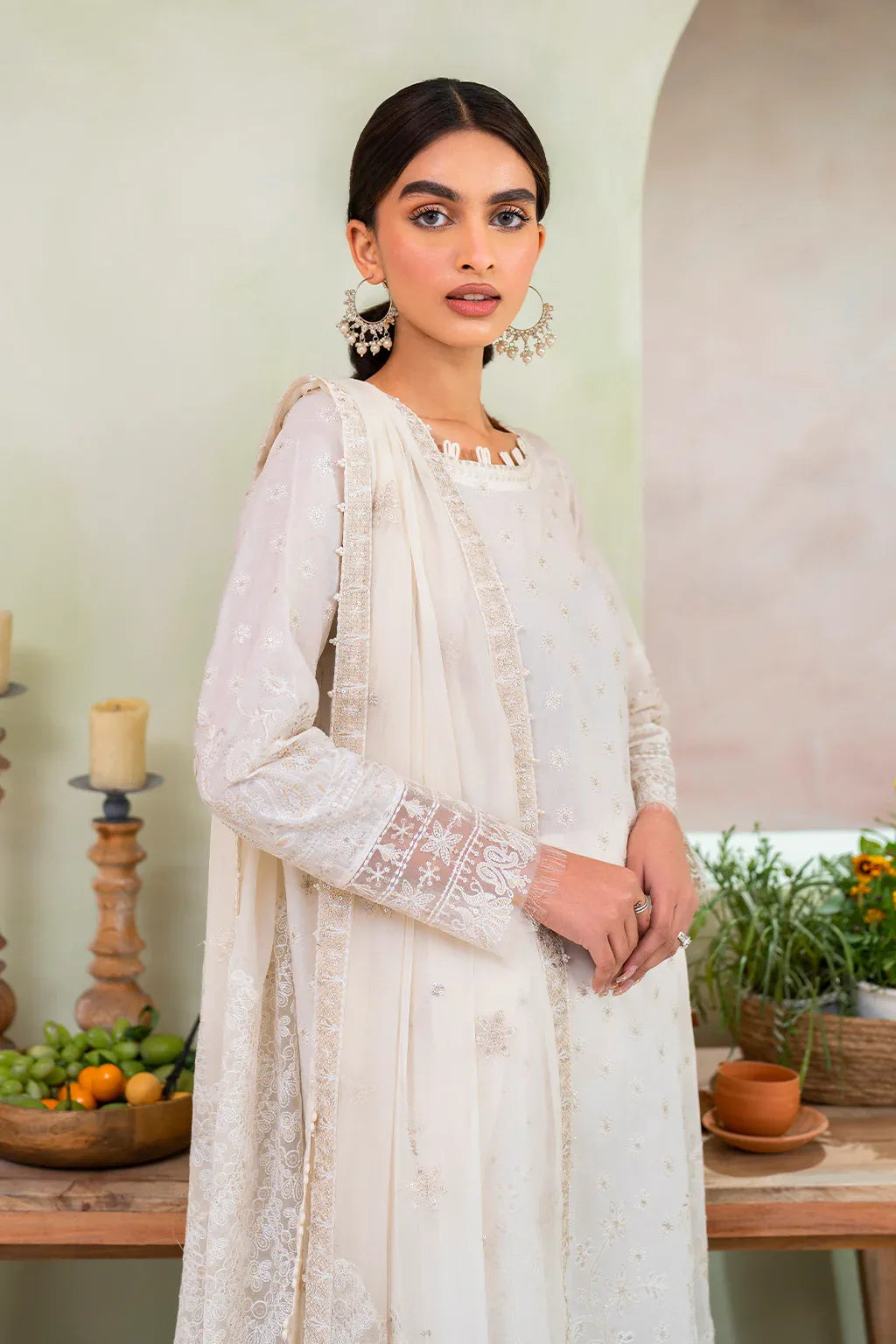 Iznik | Ready to Wear | IP-226 EMBROIDERED LAWN - Rang-e-Khaas