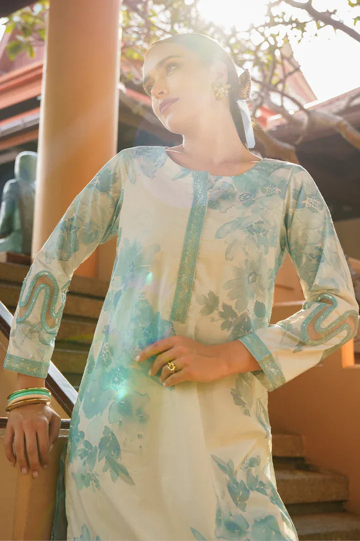 Iznik | Ready to Wear | IP-227 PRINTED LAWN - Rang-e-Khaas