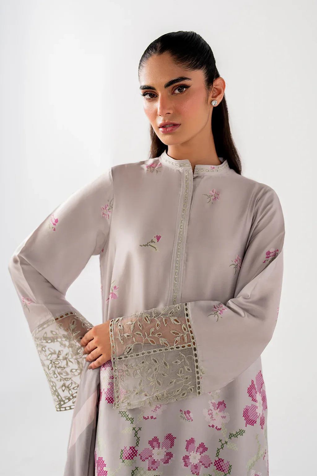Iznik | Ready to Wear | IP-244 - Rang-e-Khaas