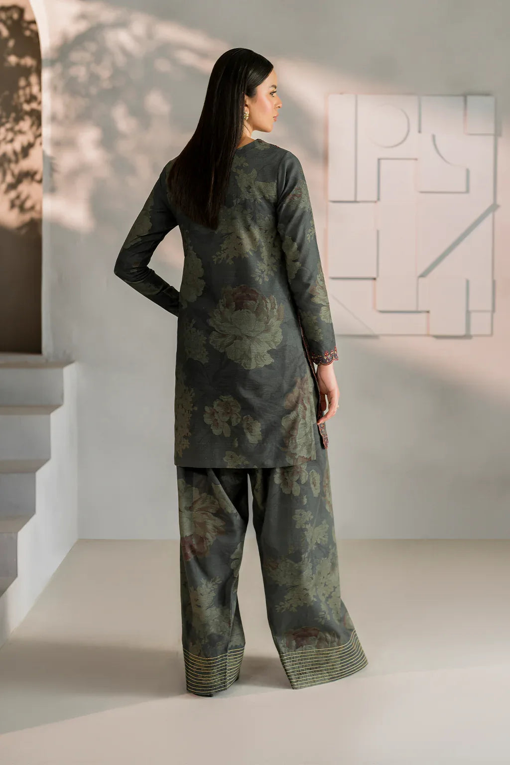Iznik | Ready to Wear | IP-262 - Rang-e-Khaas