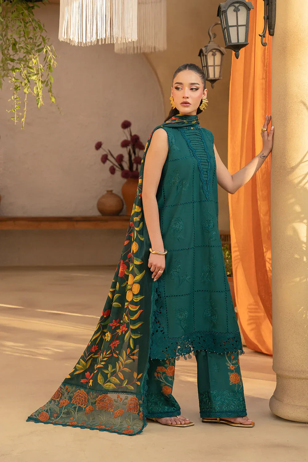 Saira Rizwan | Luxury Lawn 25 | LIRA-SRL25-10 - Rang-e-Khaas