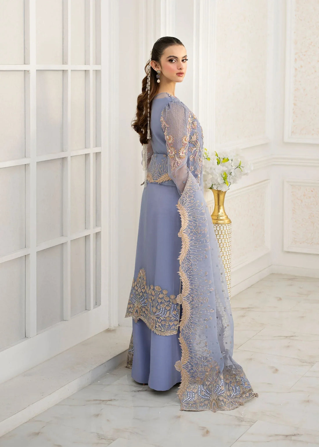 Jamnii | The Aura | Elsa - Rang-e-Khaas