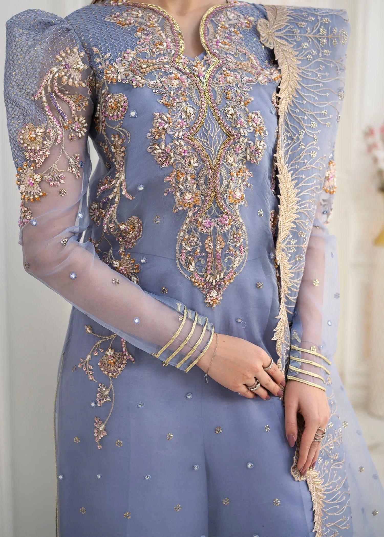 Jamnii | The Aura | Elsa - Rang-e-Khaas
