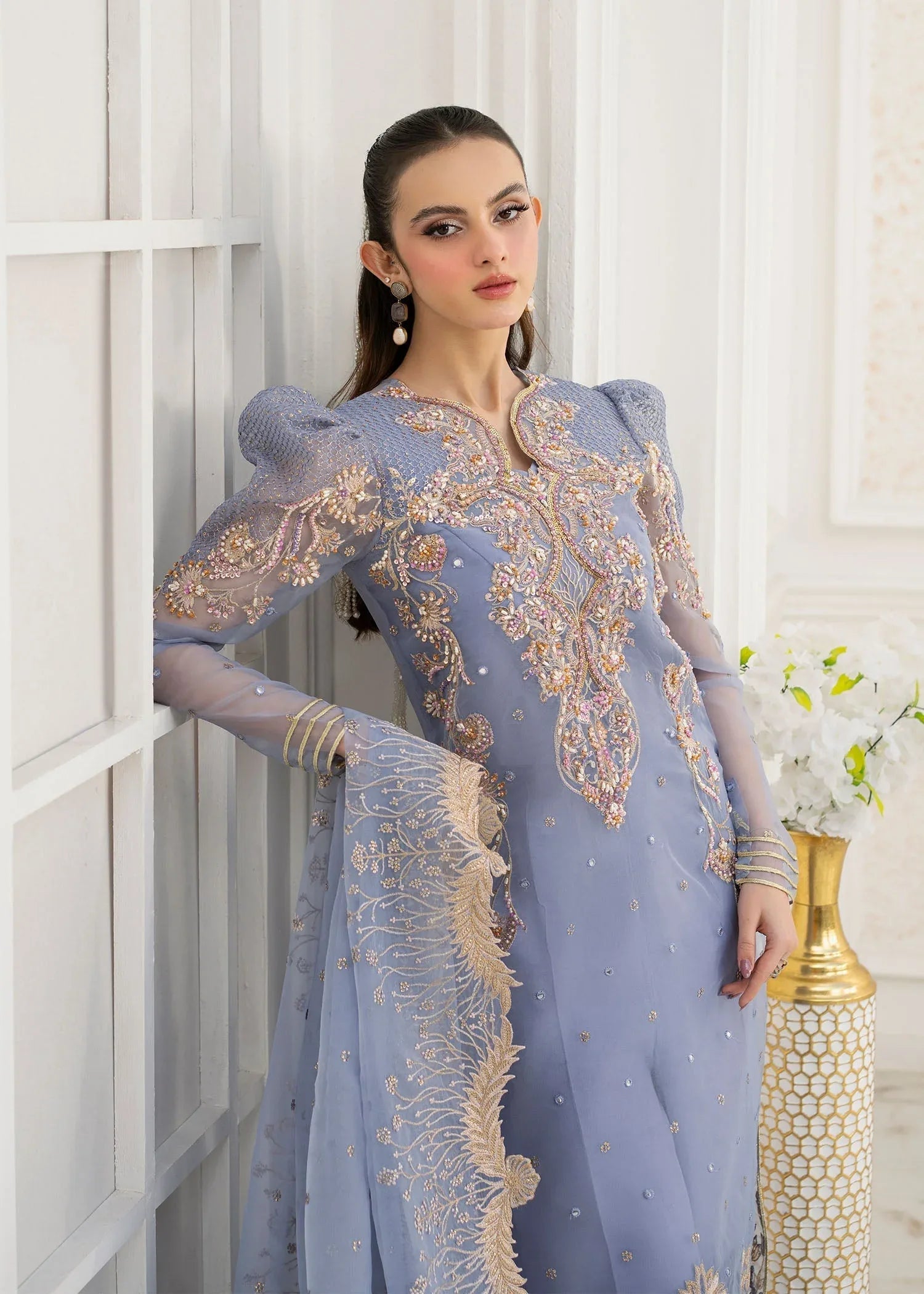 Jamnii | The Aura | Elsa - Rang-e-Khaas