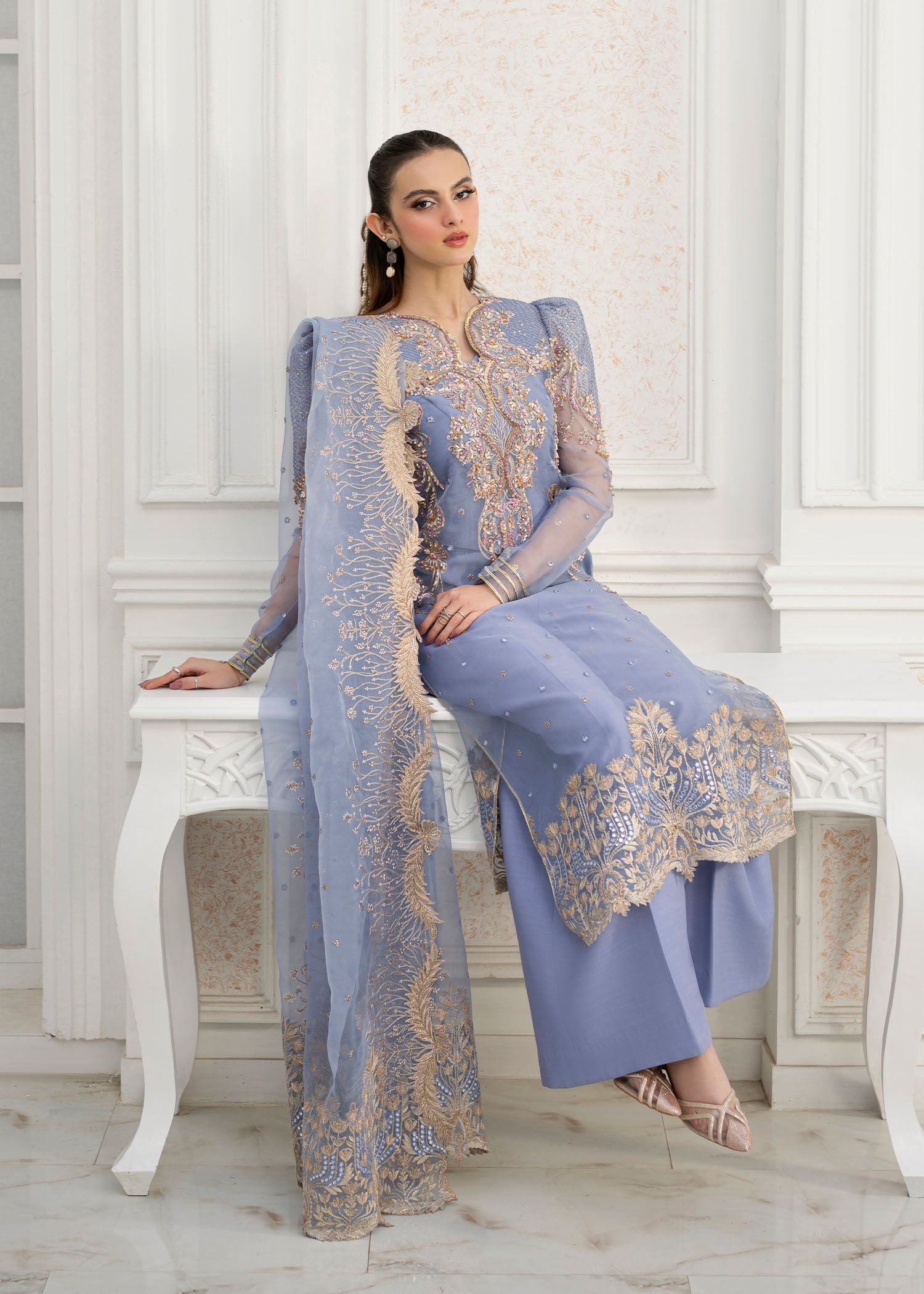 Jamnii | The Aura | Elsa - Rang-e-Khaas