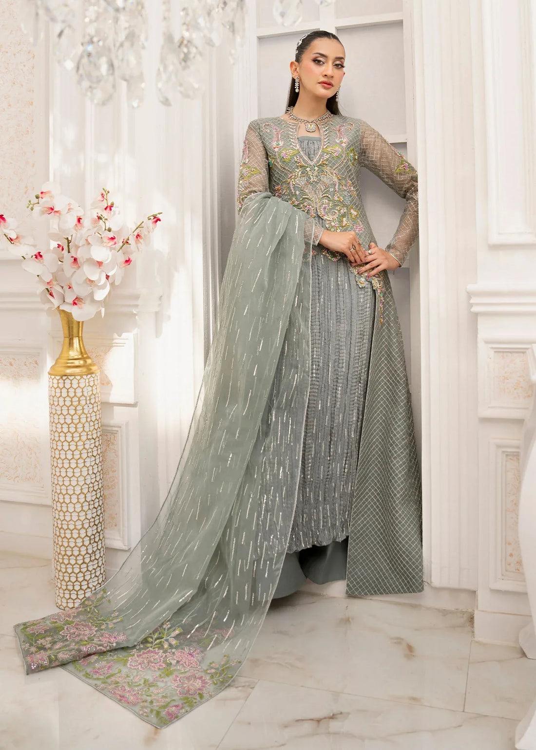 Jamnii | The Aura | Livia - Rang-e-Khaas