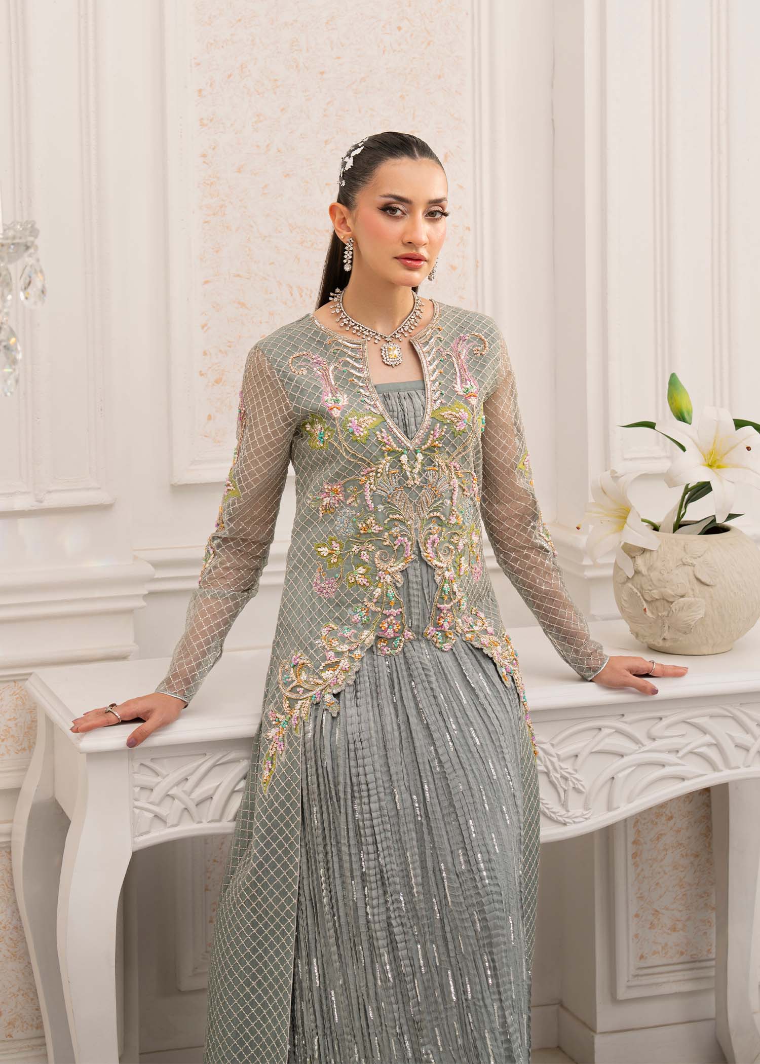 Jamnii | The Aura | Livia - Rang-e-Khaas