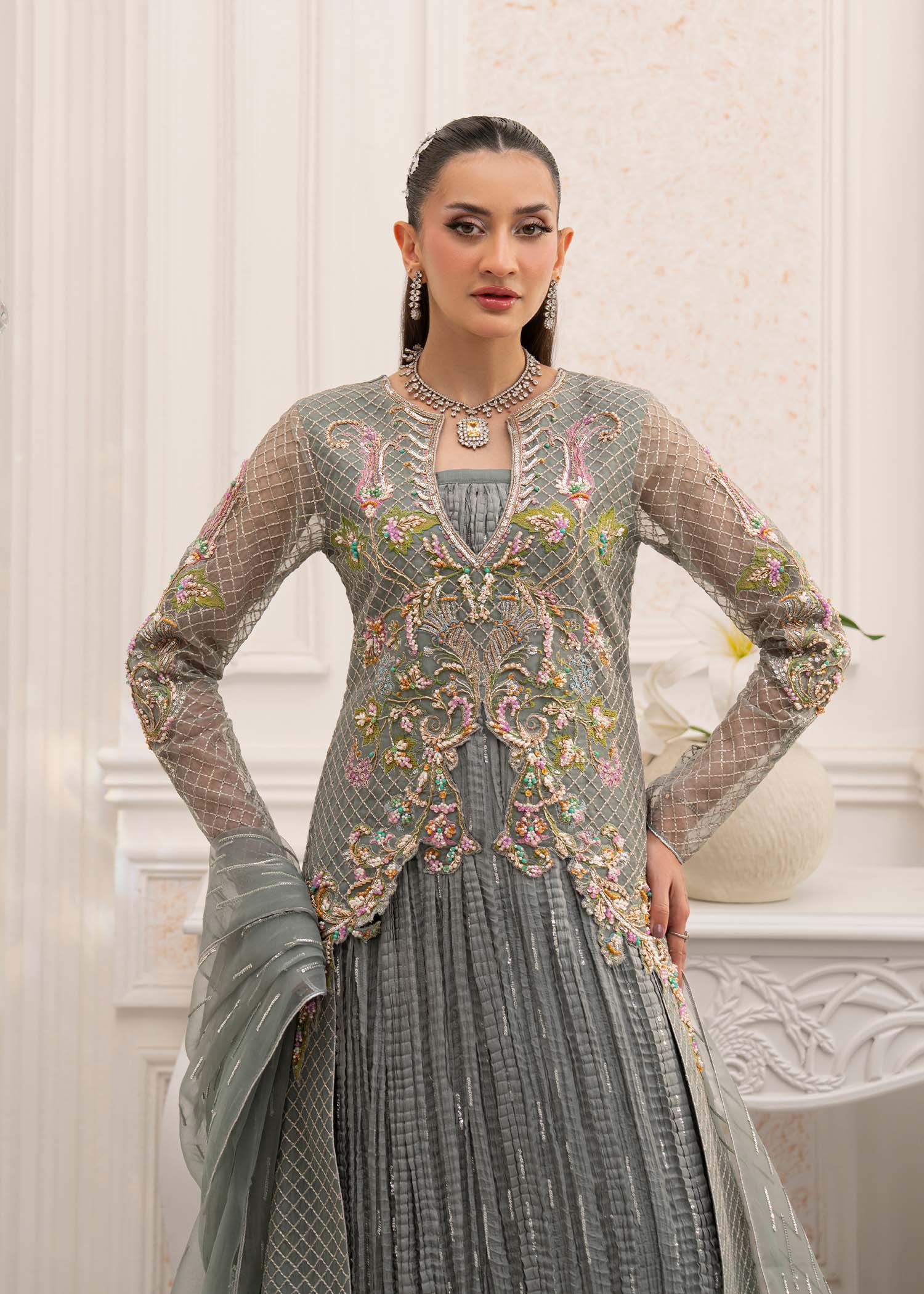 Jamnii | The Aura | Livia - Rang-e-Khaas