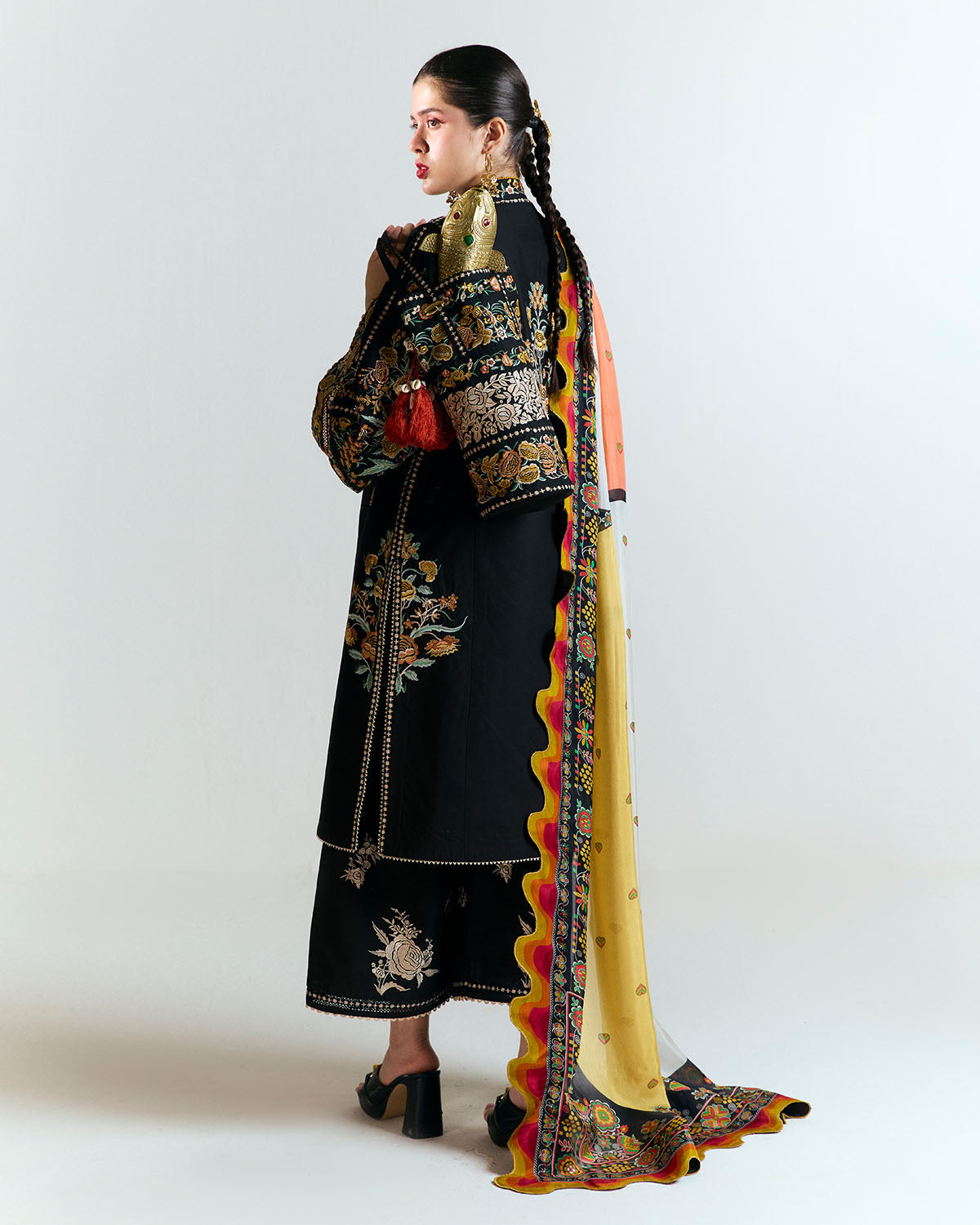 Jugnu | SS 25 |  Gulbar - Rang-e-Khaas