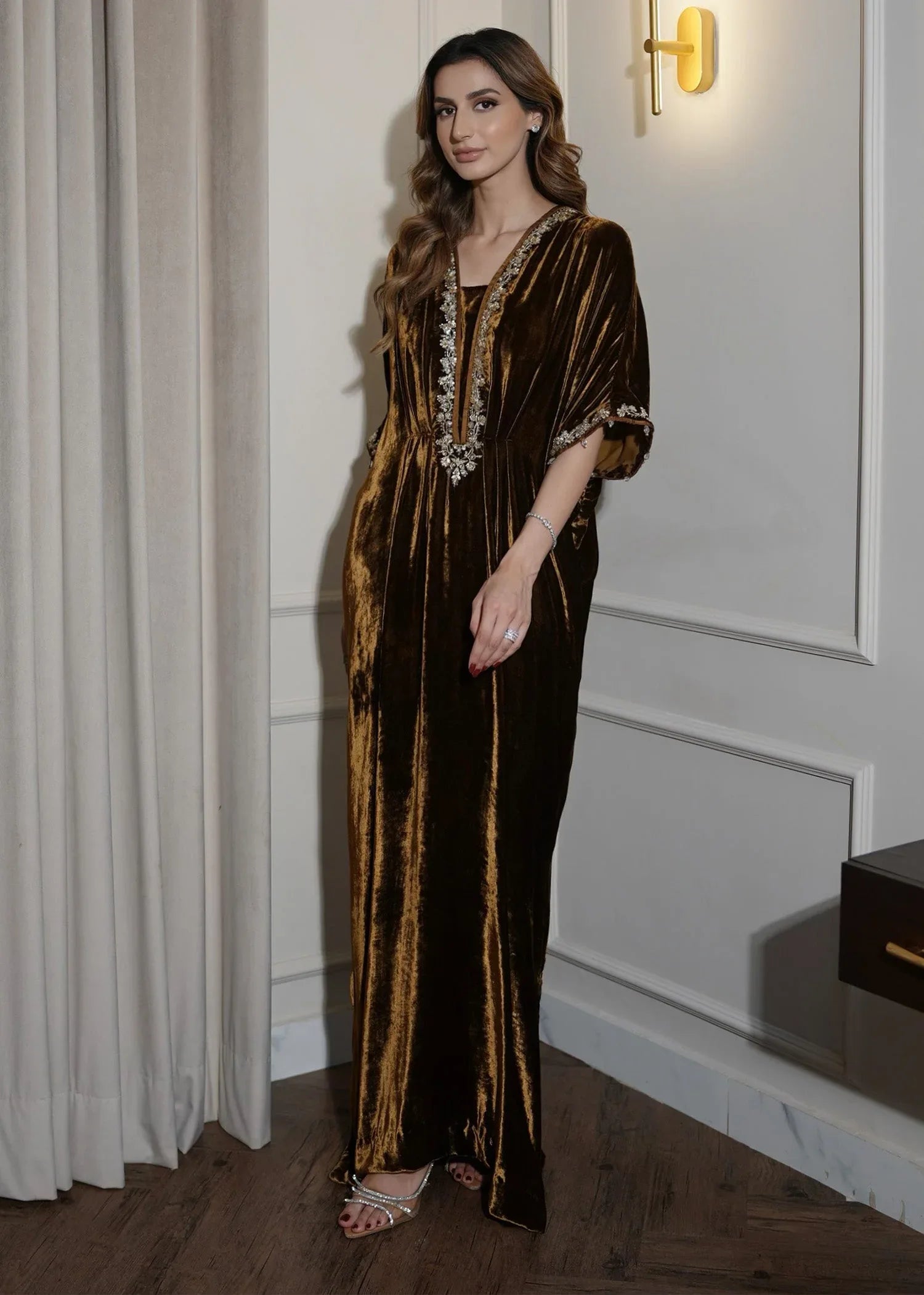 Mahum Asad | Voila Velvets | Topaz - Rang-e-Khaas