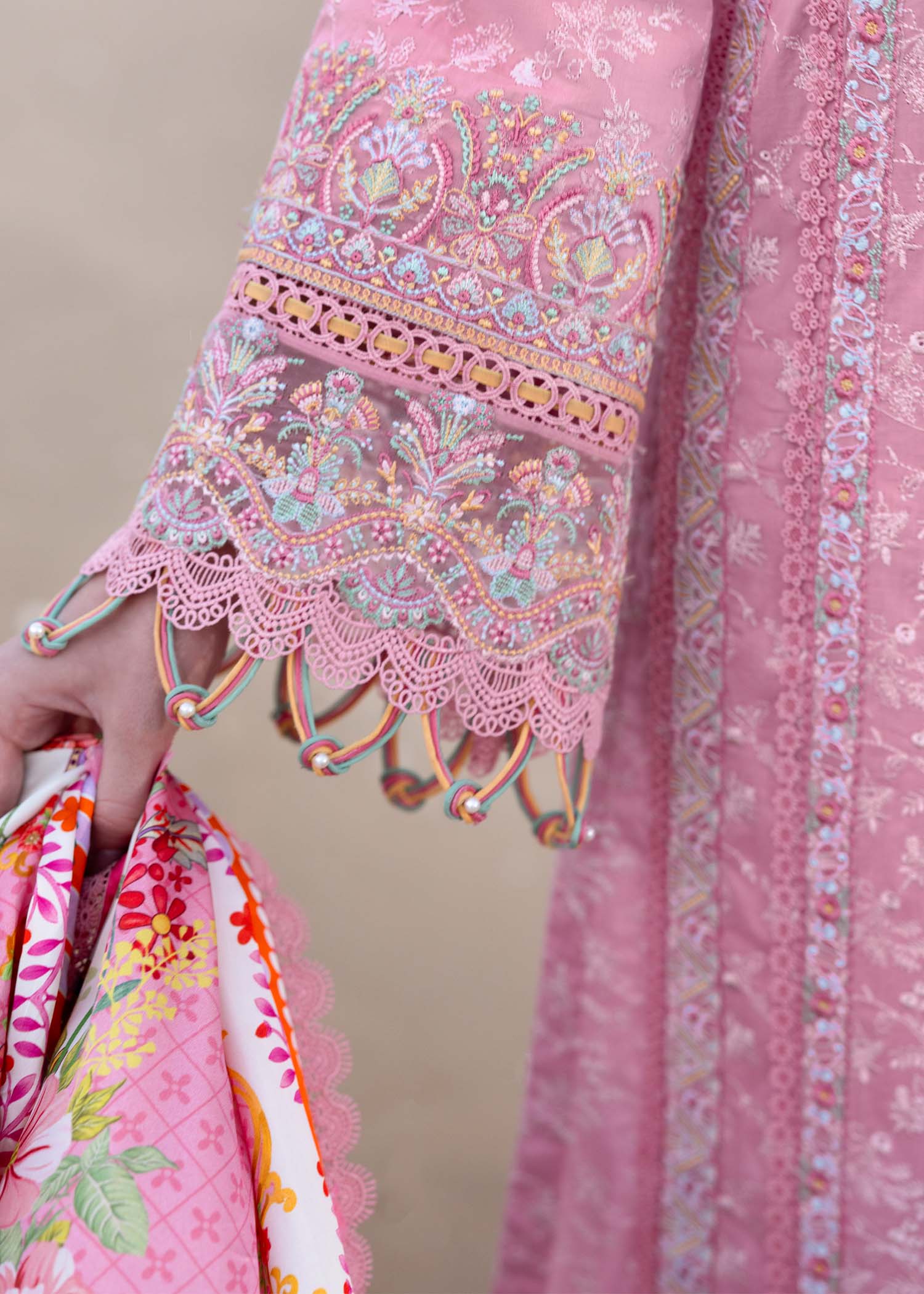 Kanwal Malik | Elysia Luxury Lawn 25 | Ariana - Rang-e-Khaas