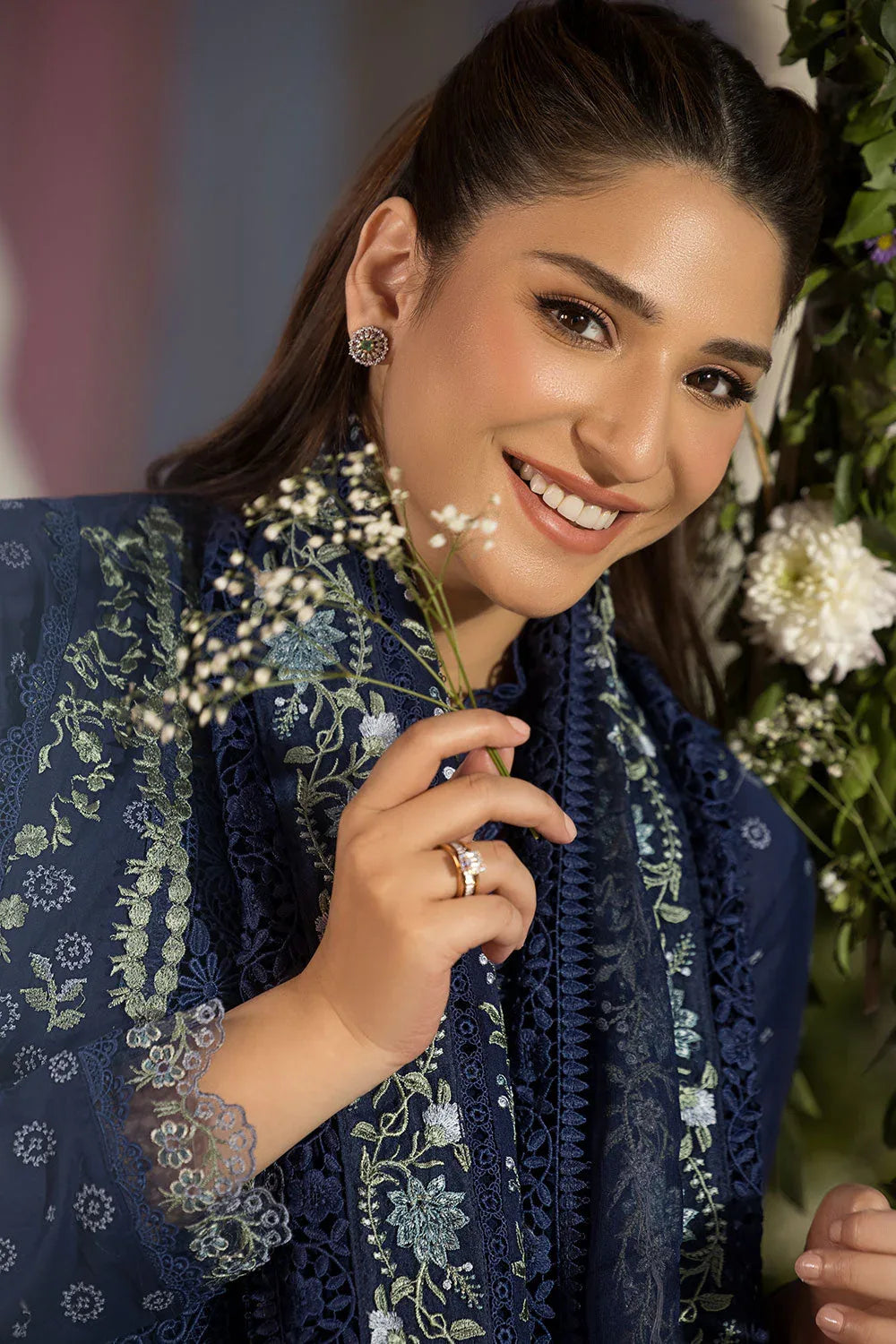 Sobia Nazir | Luxury Lawn 25 | 8A - Rang-e-Khaas