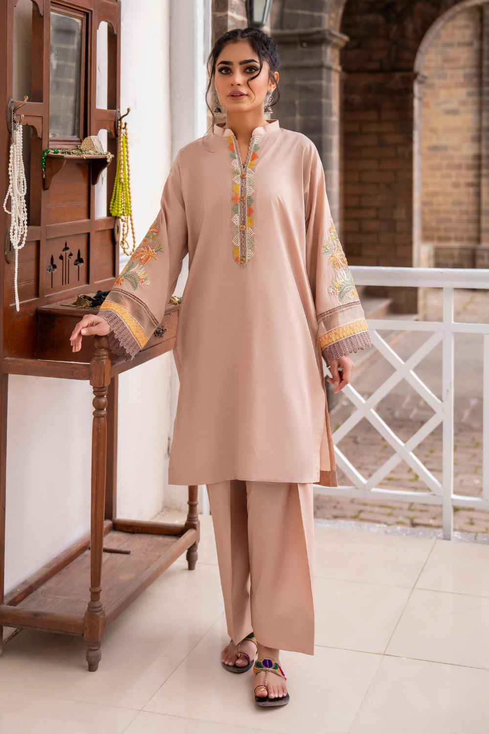 Ittehad | Embroidered Lawn | I-26