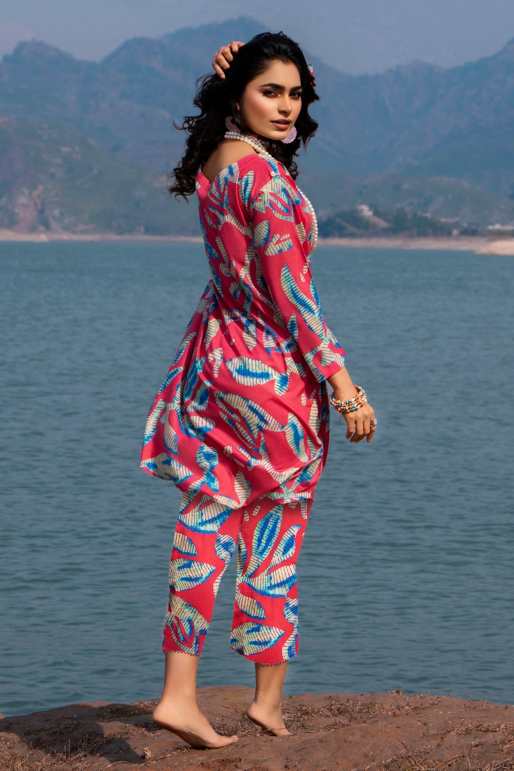 Ittehad | Embroidered Lawn | I-32