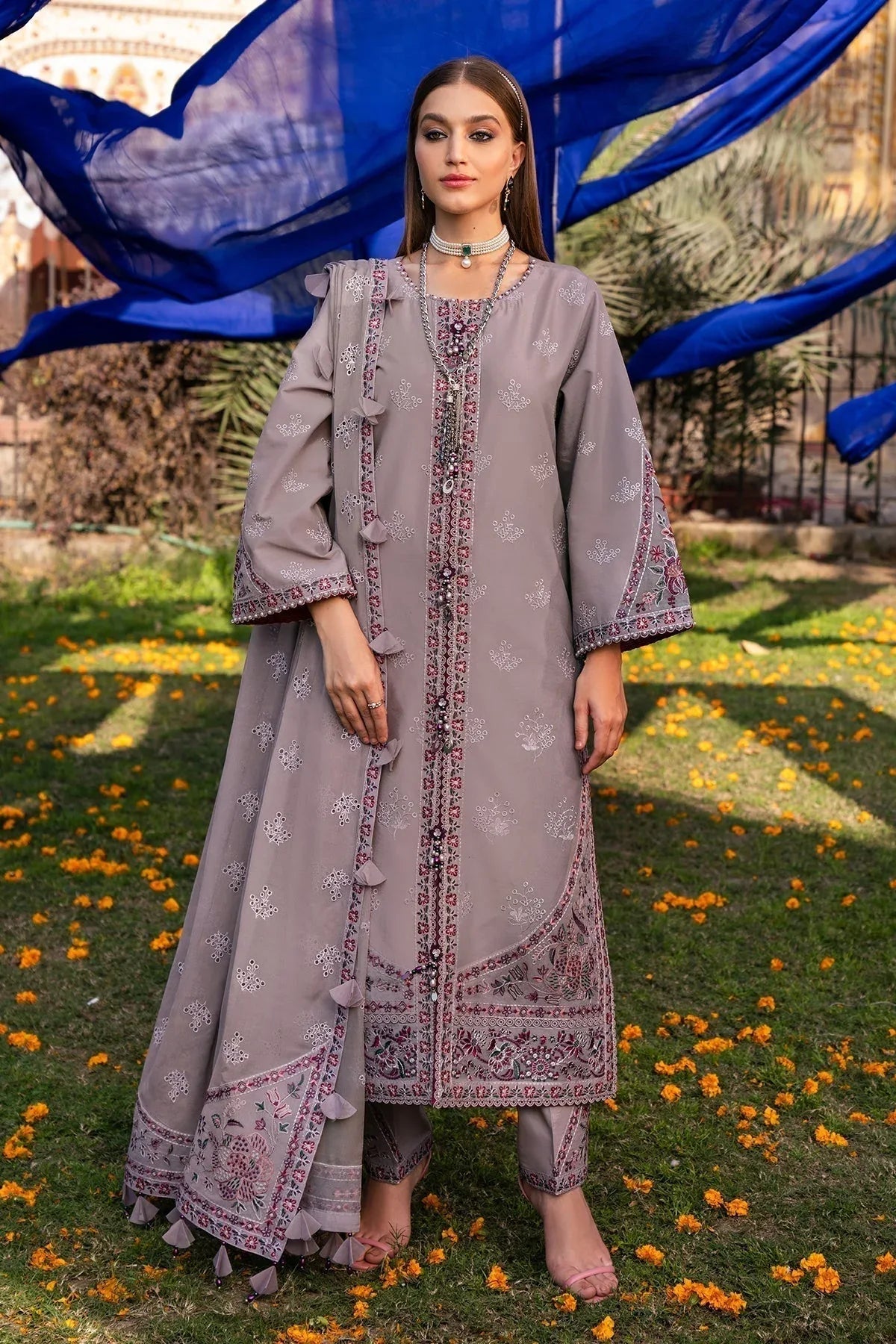 Alizeh | Rawayat Luxury Lawn 24 | Meraat - Rang-e-Khaas