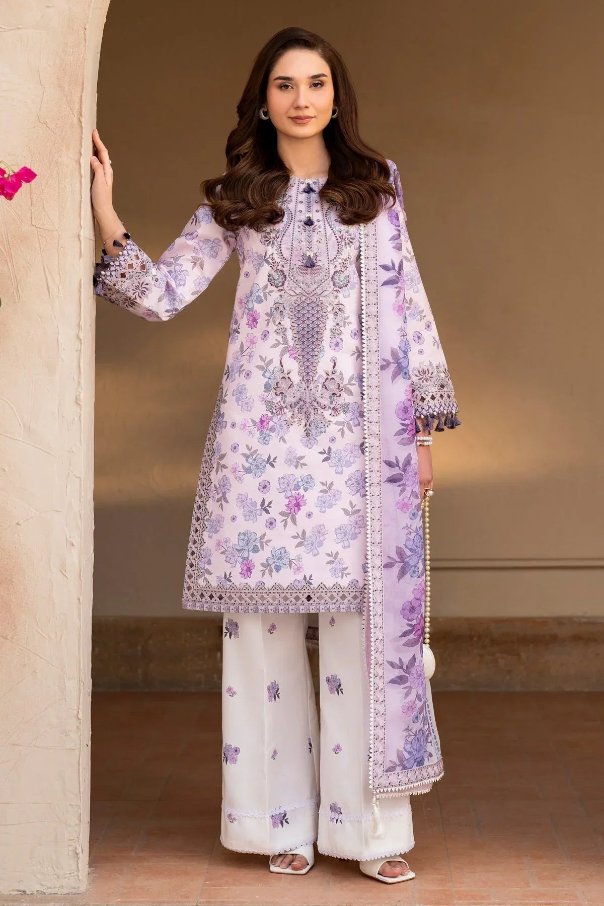 Alizeh | Levana Lawn | Lavy - Rang-e-Khaas