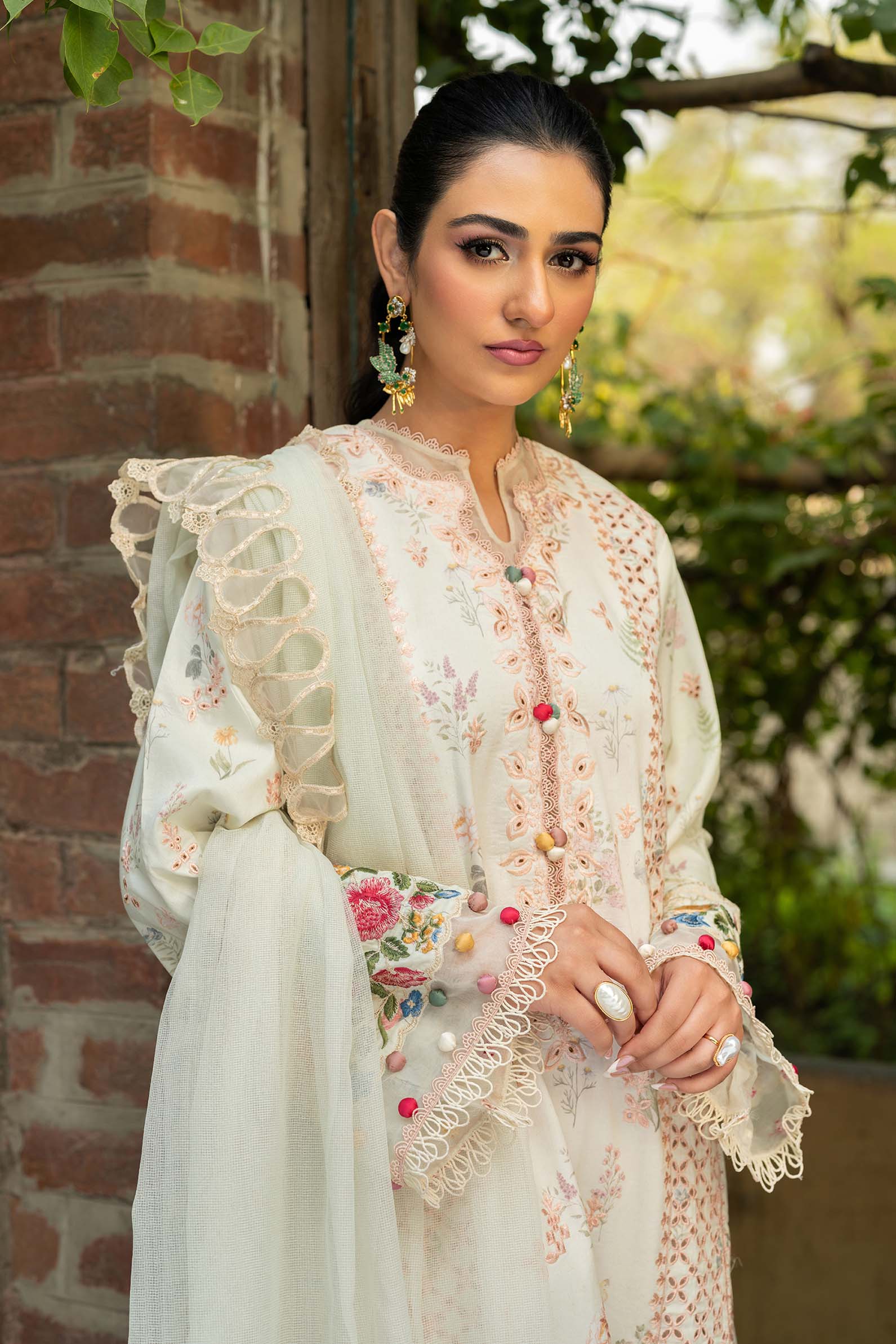Maryam Hussain | Luxury Lawn 25 | Batik - Rang-e-Khaas