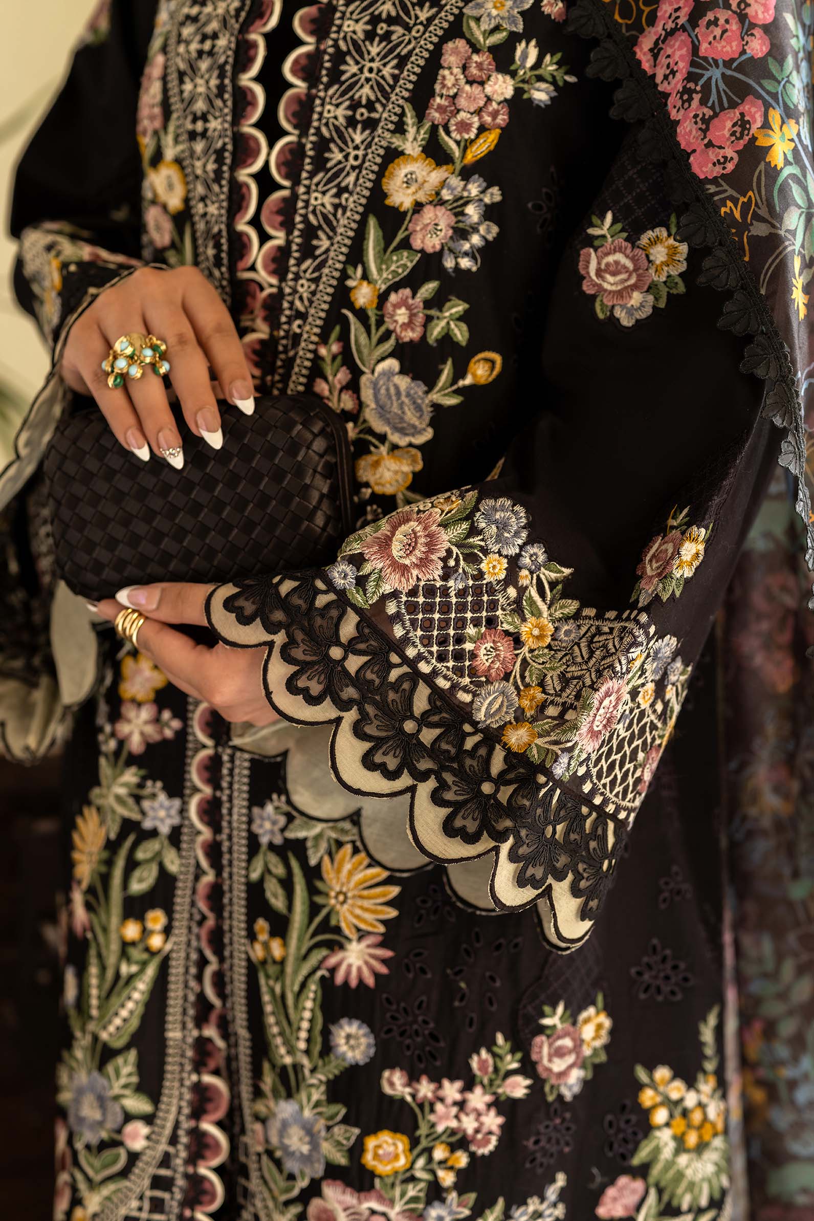 Maryam Hussain | Luxury Lawn 25 | Koyal - Rang-e-Khaas
