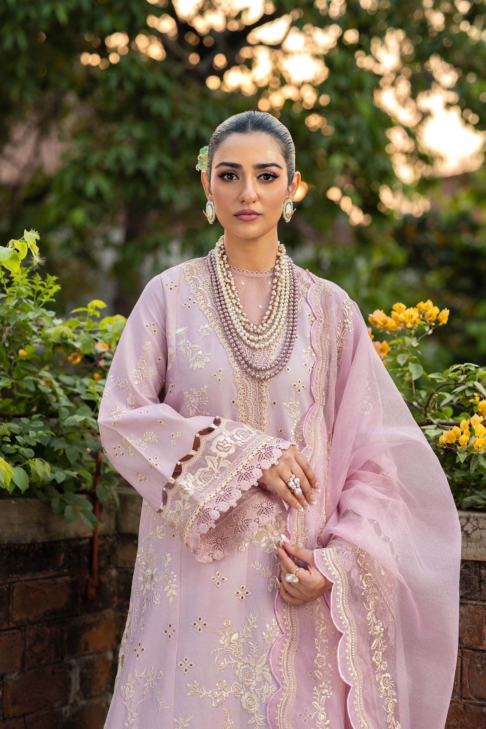 Maryam Hussain | Luxury Lawn 25 | Samar - Rang-e-Khaas