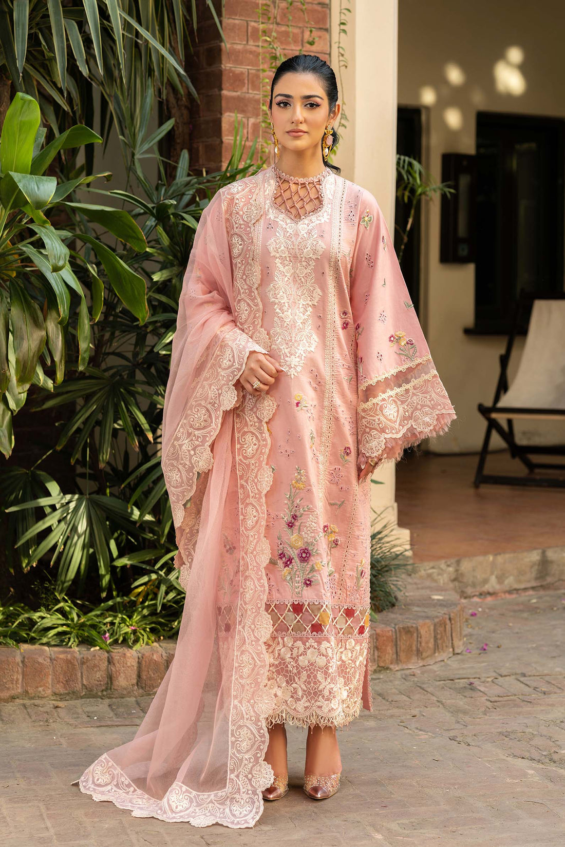 Maryam Hussain | Luxury Lawn 25 | Naina - Rang-e-Khaas