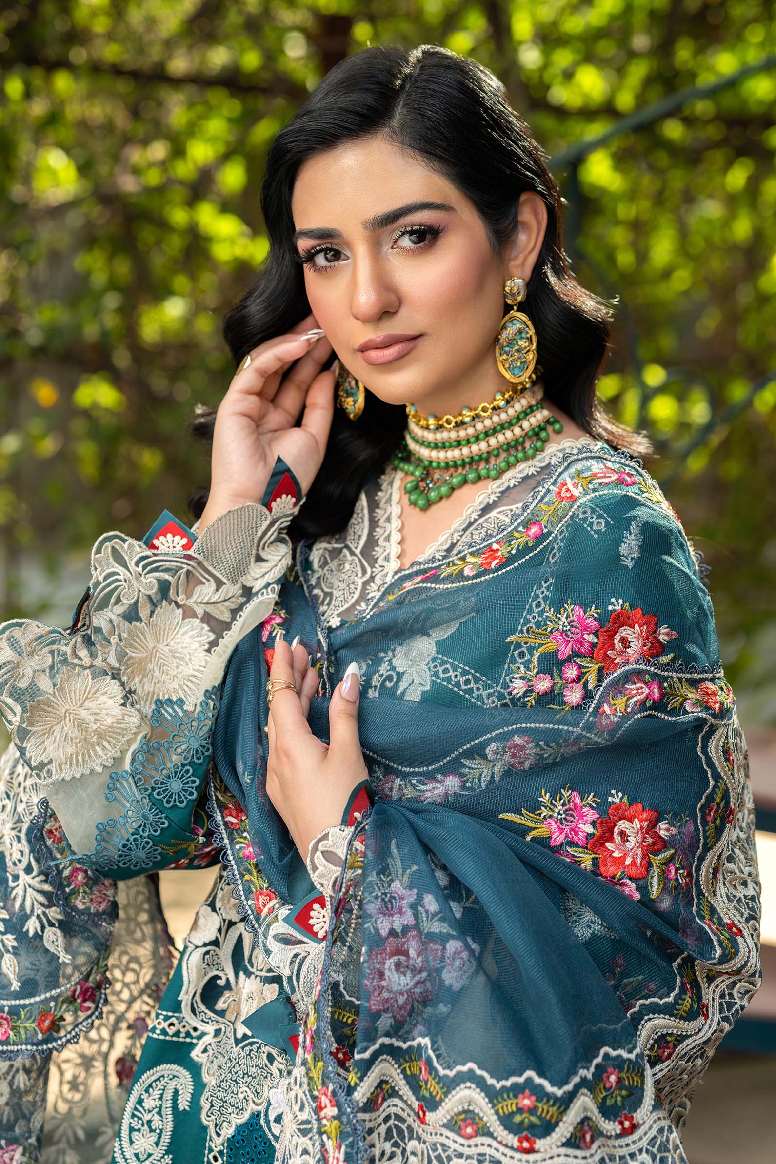Maryam Hussain | Luxury Lawn 25 | Neelum - Rang-e-Khaas