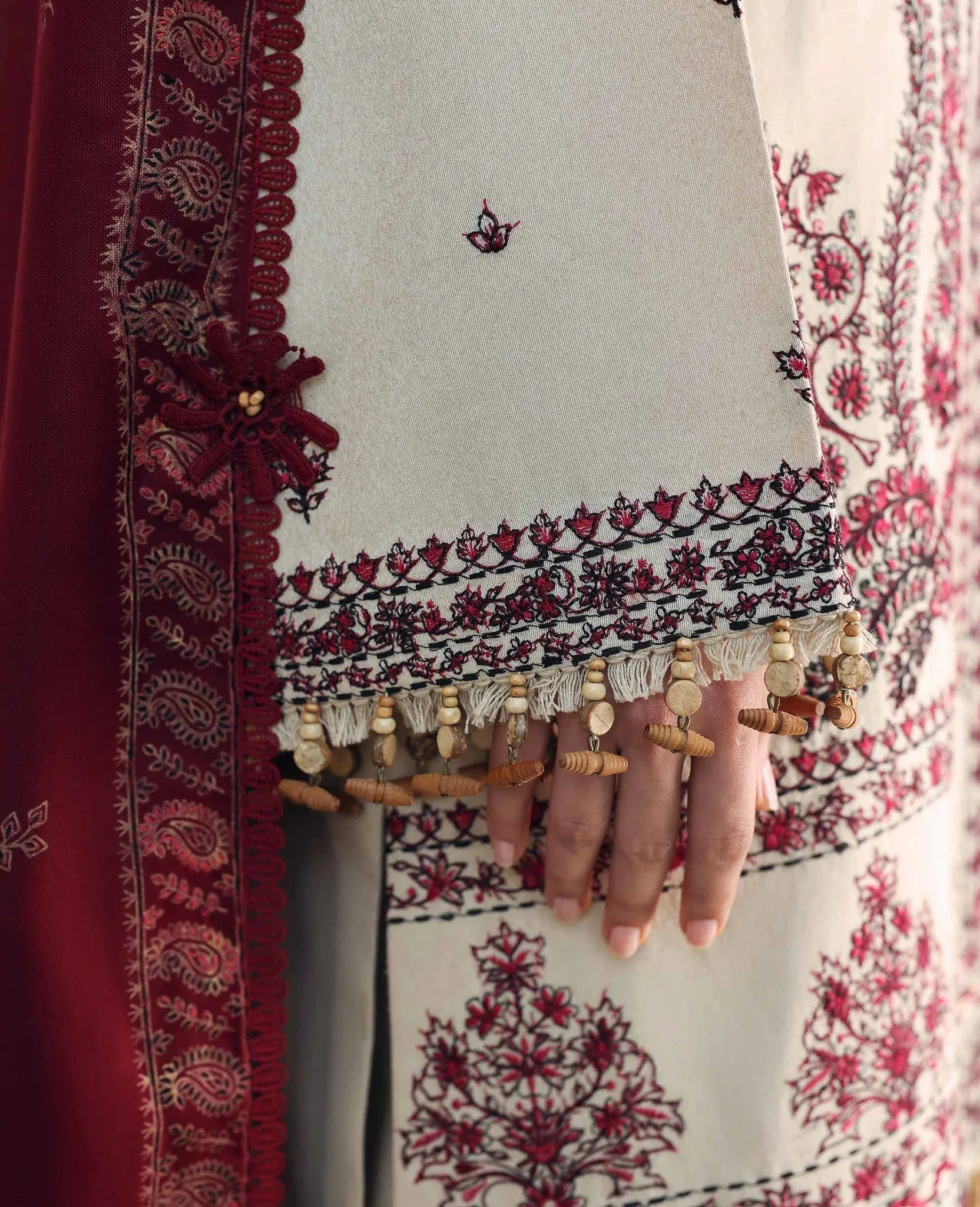 Republic Womenswear | Amaris Luxury Shawl 25 | Liora - Rang-e-Khaas