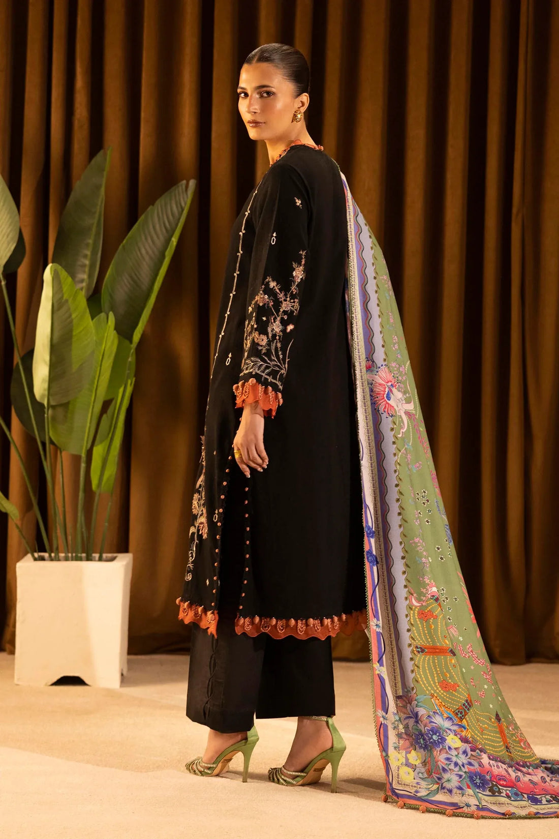 Sana Safinaz | Muzlin Winter 25 | M253-006A - Rang-e-Khaas