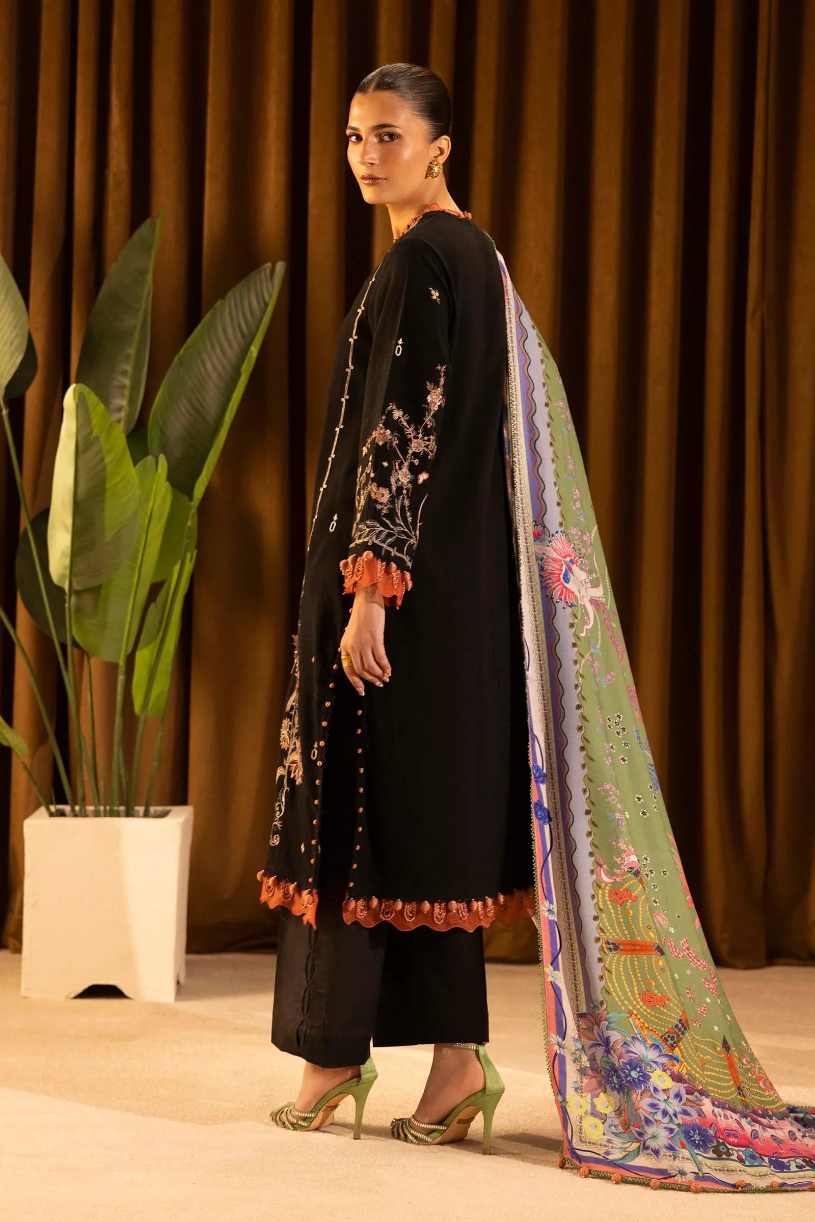 Sana Safinaz | Muzlin Winter 25 | M253-006A - Rang-e-Khaas