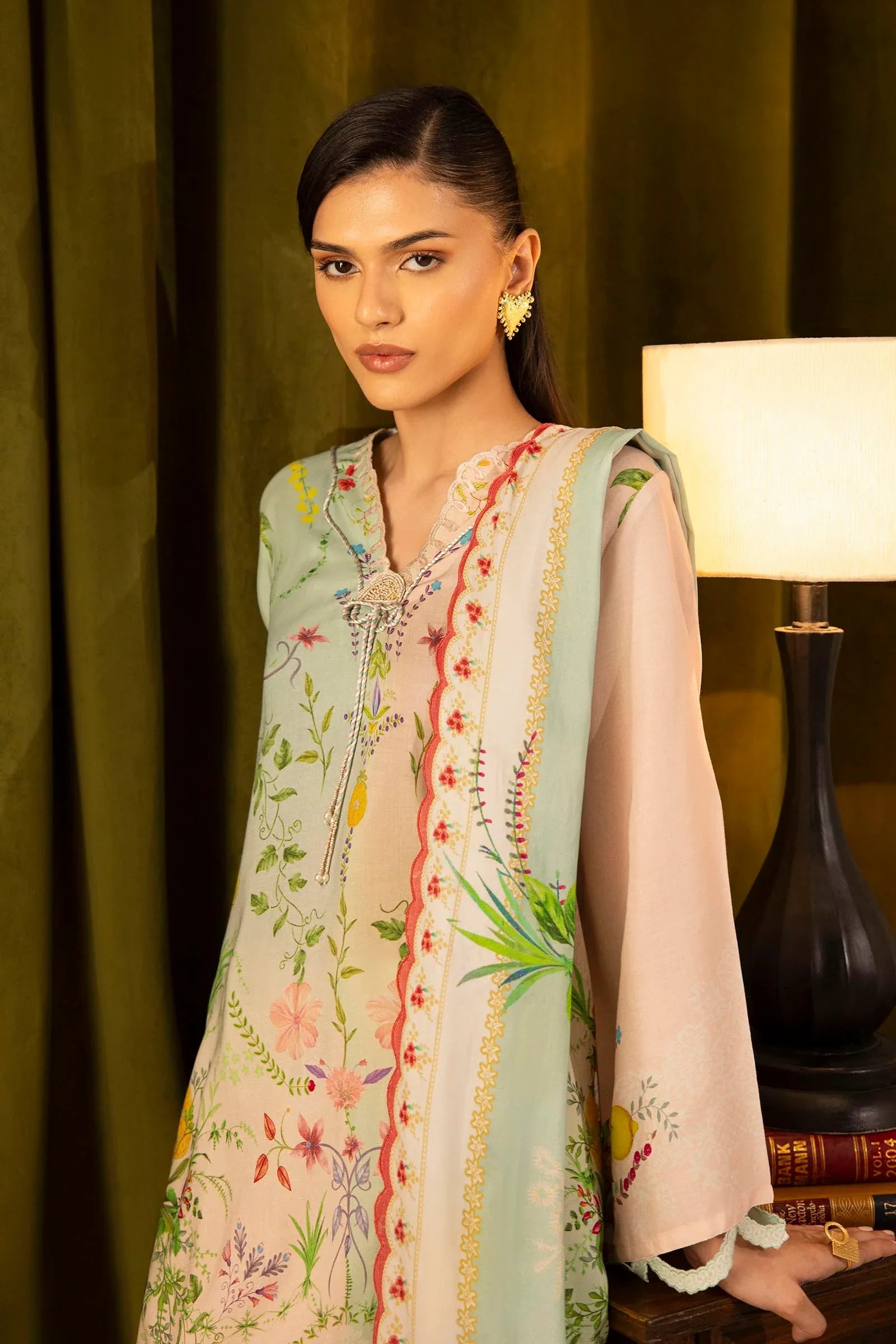 Sana Safinaz | Muzlin Winter 25 | 017A - Rang-e-Khaas