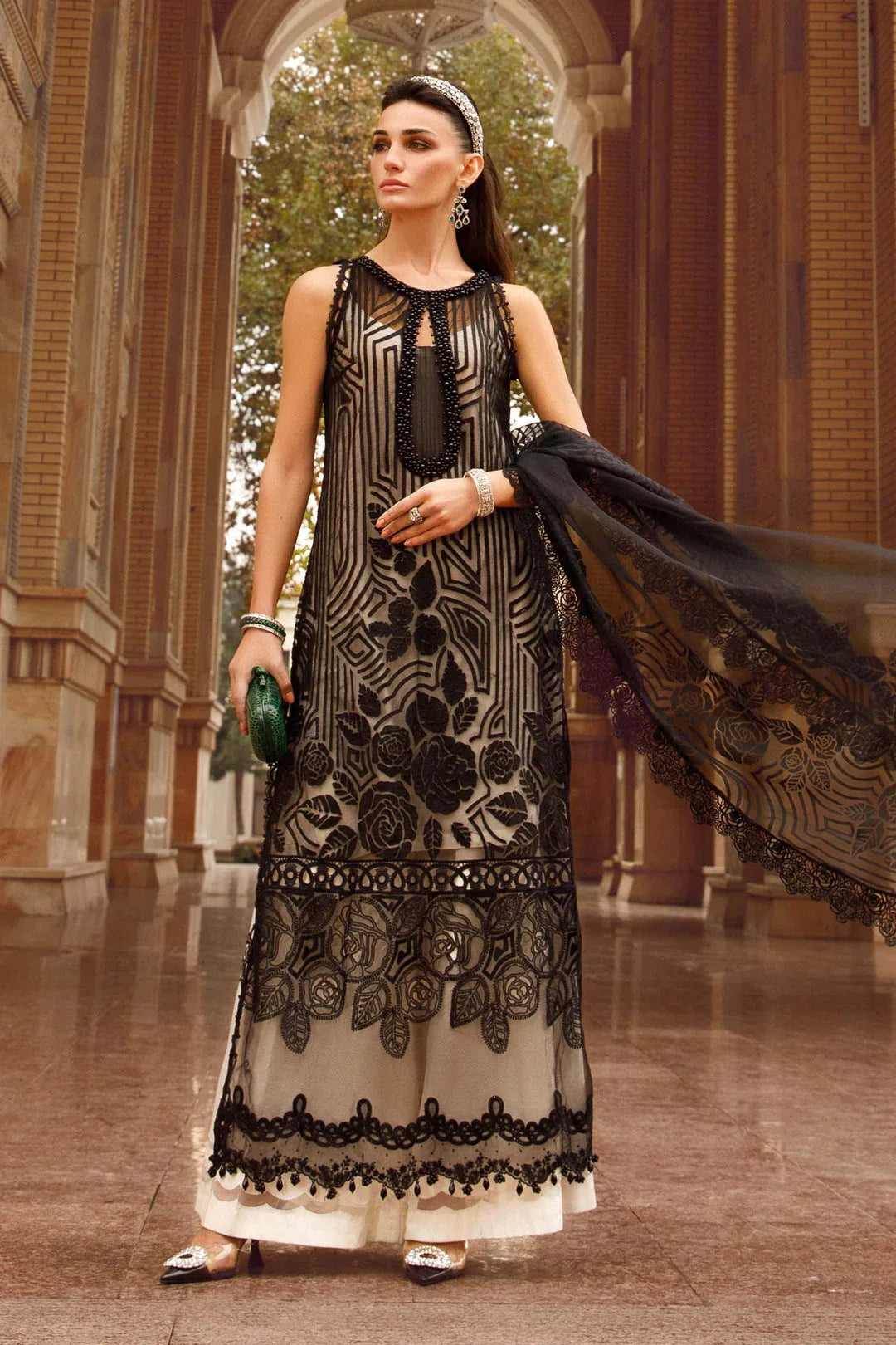 MARIA B EMBROIDED UNSTITCHED LAWN  D-2306-B - Rang-e-Khaas