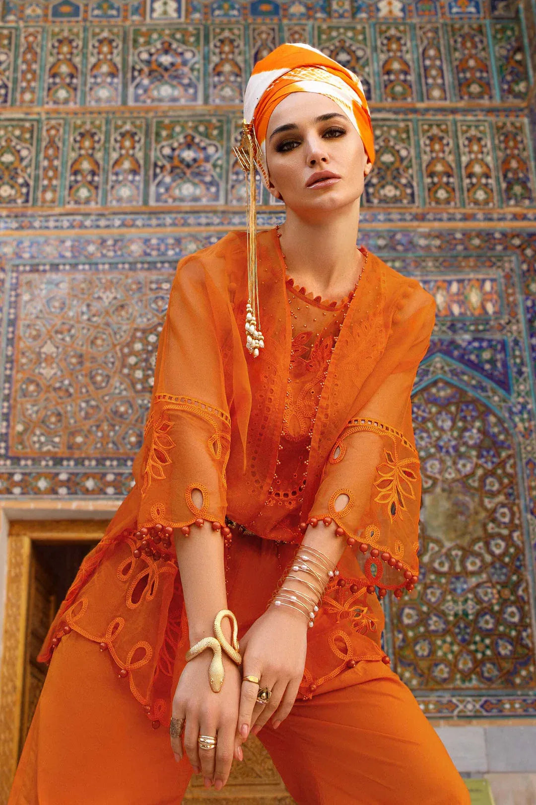 MARIA B EMBROIDED UNSTITCHED LAWN  D-2310-A - Rang-e-Khaas