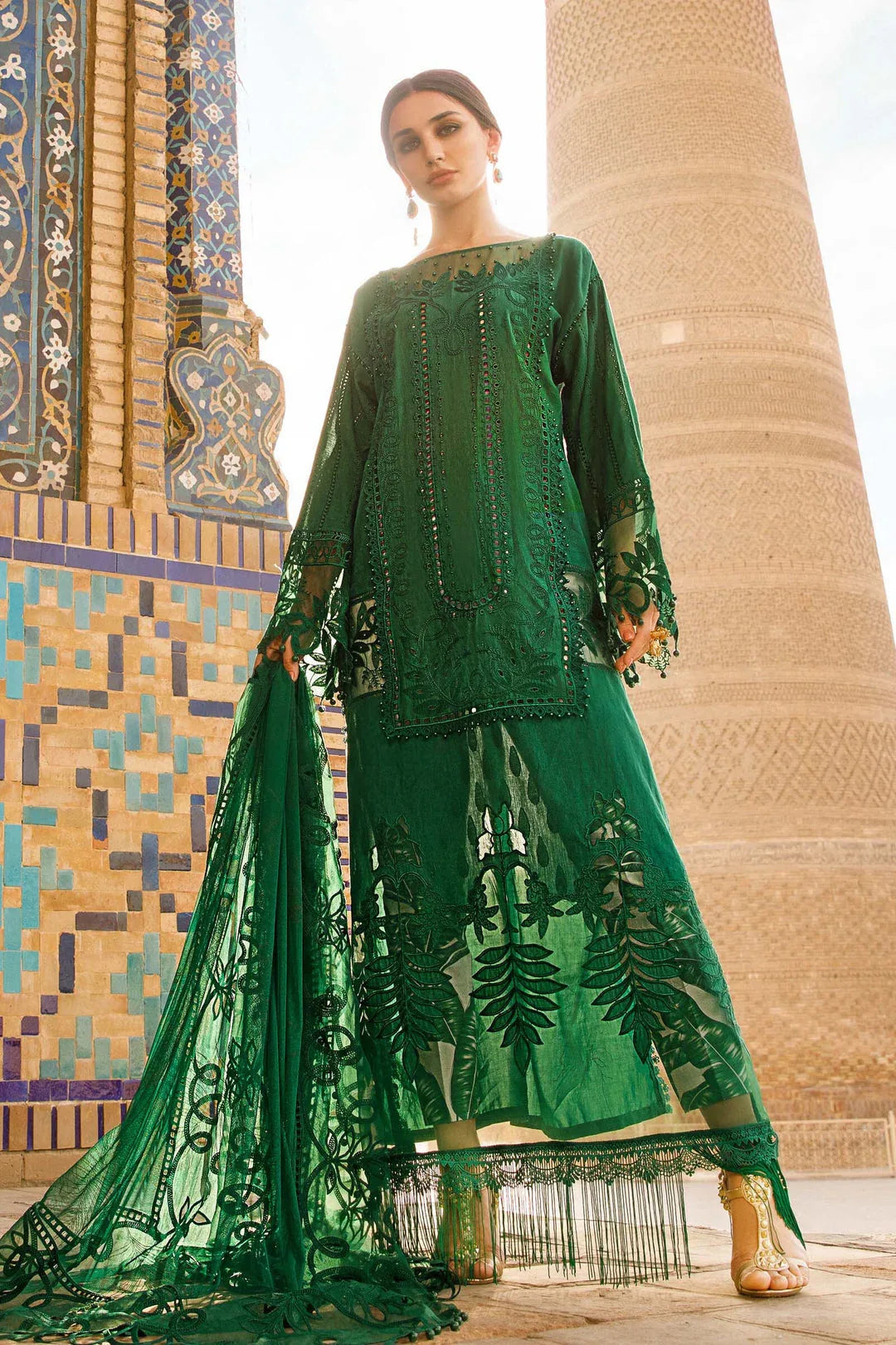 MARIA B EMBROIDED UNSTITCHED LAWN  D-2310-B - Rang-e-Khaas