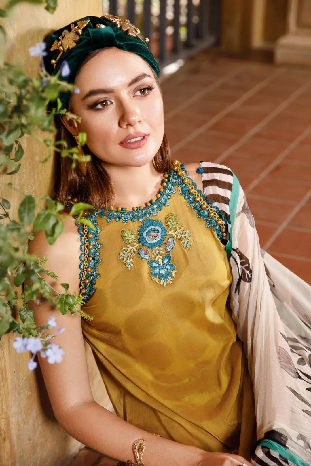 MARIA B PRINTED UNSTITCHED LAWN  MPT-1711-B - Rang-e-Khaas